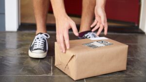Servizio di ritiro pacchi a domicilio