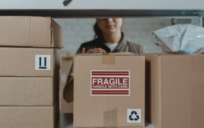 Spedizione articoli fragili: come proteggere gli oggetti delicati